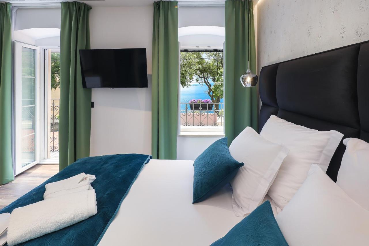 Ribica Luxury Rooms 리예카 외부 사진